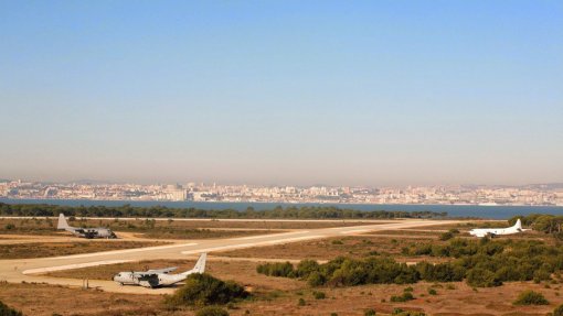 Zero diz que Estudo de Impacte Ambiental do novo aeroporto no Montijo levanta incertezas