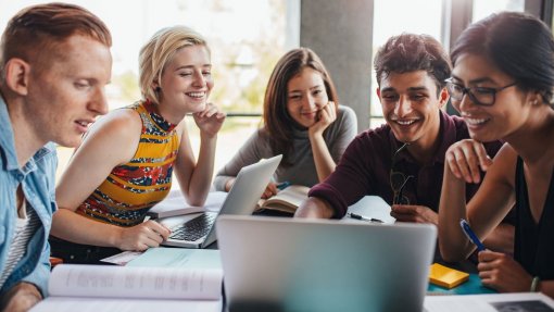 Estudo conclui que jovens adultos se envolvem pouco nos cuidados com a sua saúde