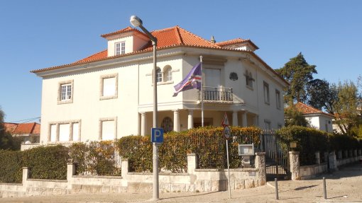 Embaixada de Cabo Verde diz que vai prestar apoio a mãe que abandonou recém-nascido