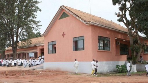 Hospital geral da Lunda Sul recebe por dia cinco casos de circuncisões mal sucedidas