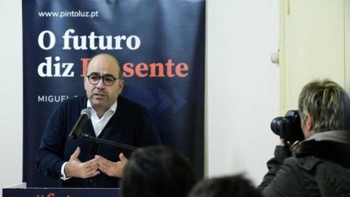 Miguel Pinto Luz diz que a esquerda é o “carrasco” do SNS