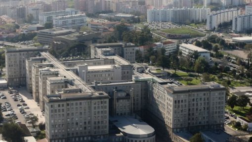 Enfermeira agredida na madrugada de hoje no Hospital de Santa Maria