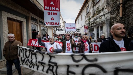 Protesto contra exploração de lítio em Montalegre juntou 300 pessoas contra ‘futuro minado’