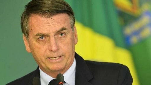 Vírus: Bolsonaro diz que &quot;não é oportuno&quot; retirar brasileiros infetados de Wuhan