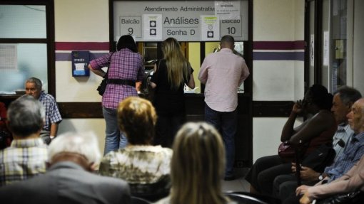 Trabalhadores administrativos do SNS em greve na sexta-feira