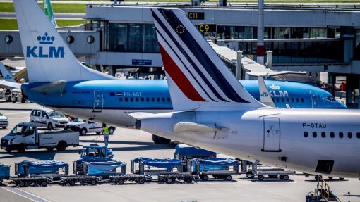 Vírus: Air France e KLM suspendem voos para a China continental até meados de março