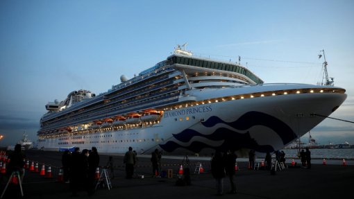 Covid-19: 14 turistas norte-americanos retirados de cruzeiro no Japão