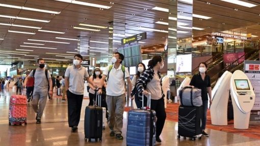 Covid-19: Macau cancela voos para a Coreia do Sul e desaconselha viagens para o país