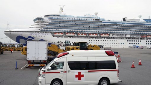 Covid-19: Português infetado e retido em navio no Japão foi visto por um médico