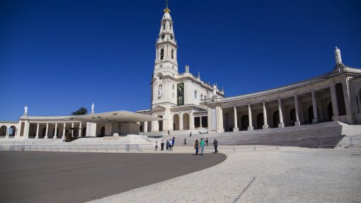 Covid-19: Surto já levou ao cancelamento de grupos de peregrinos de quatro países em Fátima