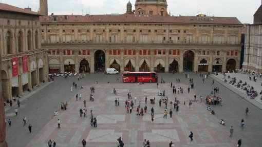 Covid-19: Itália decide &quot;nas próximas horas&quot; se encerra escolas e universidades