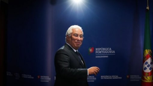 Covid-19: António Costa interrompe Conselho de Ministros para ouvir opinião de partidos