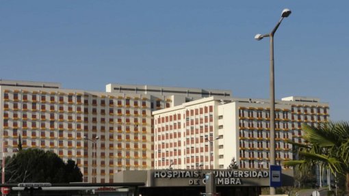 Covid-19: Profissionais dos Hospitais de Coimbra impedidos de acumular público e privado