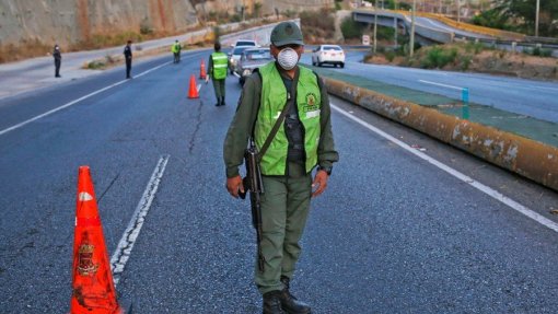 Covid-19: Entradas e saídas restringidas na capital da Venezuela