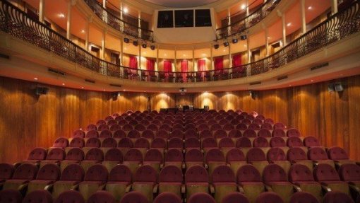 Covid-19: Teatro Viriato em Viseu convida para viagem cultural a partir de casa