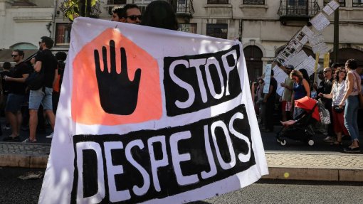 Covid-19: Lei que suspende despejos e denúncias de contratos de arrendamento já está em vigor