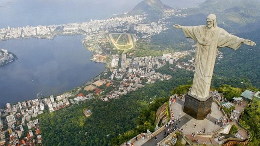 Covid-19: Rio de Janeiro proíbe idas a praias, restaurantes e bares por 15 dias