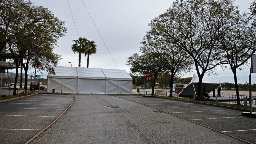 Covid-19: Algarve abre hoje centro de rastreio da doença junto ao Estádio Algarve