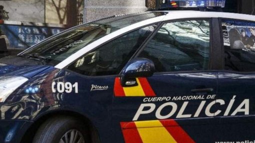 Covid-19: Polícia espanhola alerta contra vírus informático que pode paralisar sistemas de hospitais