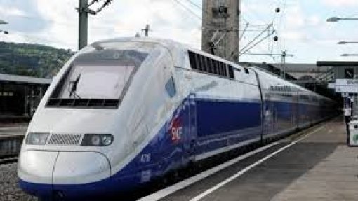 Covid-19: França utiliza TGV para transportar doentes da Alsácia