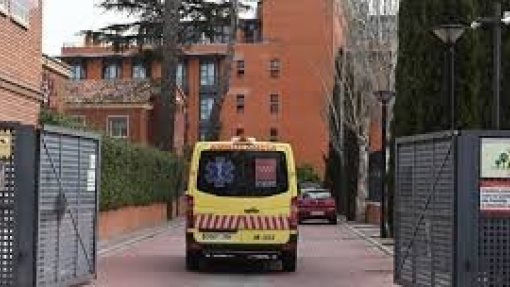 Covid-19: Espanha regista 655 mortos nas últimas 24 horas e ultrapassa os 4.000