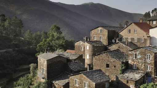 Covid-19: Lousã corta acesso a três lugares da rede Aldeias do Xisto