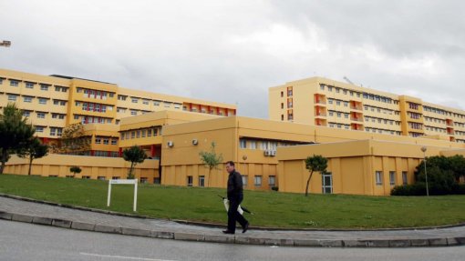 Covid-19: Hospital de Leiria presta apoio emocional a funcionários