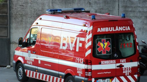 Covid-19: Transporte de doentes em causa devido à falta de equipamentos - bombeiros