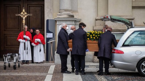 Covid-19: Mais de 23 mil mortes e 505 mil infeções em todo o mundo até às 19:00