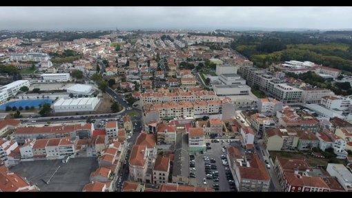 Covid-19: Empresa das Caldas da Rainha desinfeta gratuitamente ambulâncias e carros da PSP