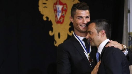 Covid-19: Cristiano Ronaldo e Jorge Mendes doam cinco ventiladores à Madeira