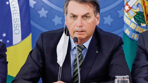 Covid-19: Líderes do centro-esquerda do Brasil exigem renúncia de Bolsonaro