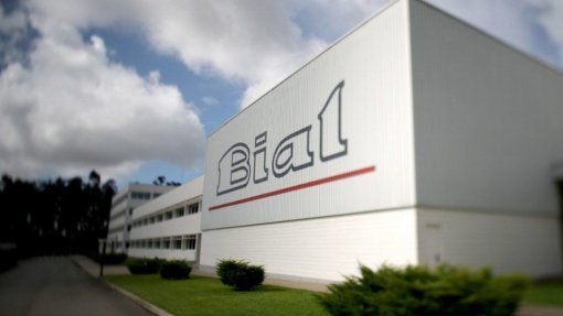 Covid-19: Bial produz &quot;mais 50%&quot; do que o habitual e cria fundo de 500 mil euros