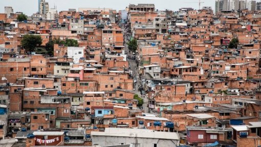 REPORTAGEM: Covid-19: Moradores de favelas organizam-se para sobreviver na maior metrópole do Brasil