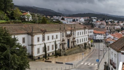 Covid-19: Município de Gouveia recolhe lixo contaminado porta-a-porta