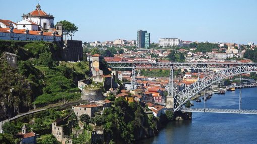 Covid-19: Presidente da Câmara de Gaia &quot;otimista” vê projeto da nova ponte como “prioridade”