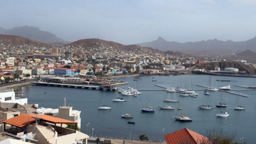 Covid-19: Mais de 450 pessoas em quarentena obrigatória em três ilhas de Cabo Verde