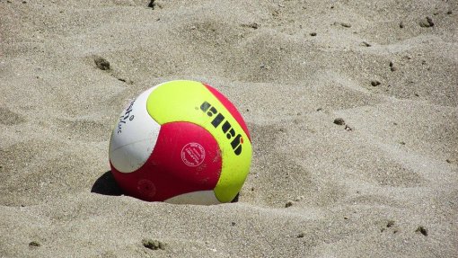 Covid-19: Cancelada etapa de Espinho do circuito mundial de voleibol de praia