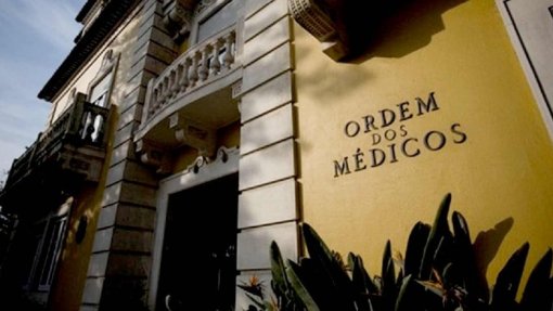 Covid-19: Ordem e escolas médicas insistem na divulgação de todos os dados aos investigadores