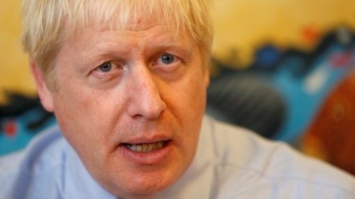 Covid-19: PM Boris Johnson “é um lutador” e vai recuperar em breve - MNE britânico