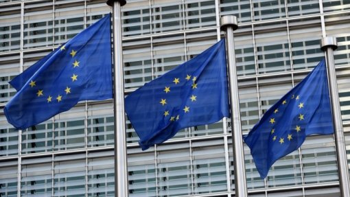 Covid-19: Editores europeus pedem apoio financeiro urgente aos Estados-membros da UE