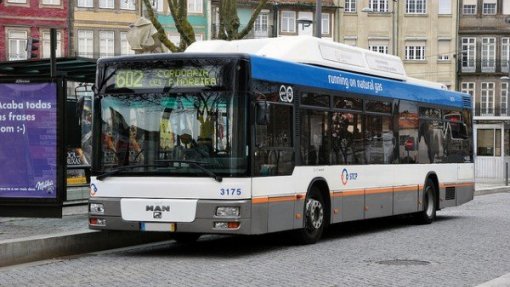 Cvid-19: Utentes criticam redução de oferta nos transportes na Área Metropolitana do Porto