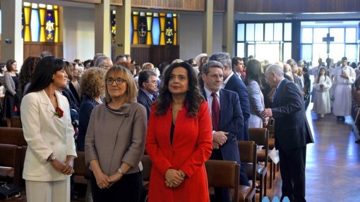 Covid-19: Visita pascal na Senhora da Hora em Matosinhos feita de “padre móvel”