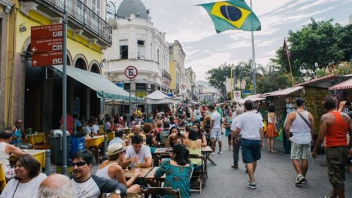 Covid-19: Maioria dos brasileiros acredita que perderá rendimentos durante a pandemia