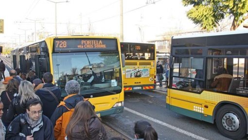 Covid-19: AML adia prazo de entrega de propostas para aquisição de transporte rodoviário