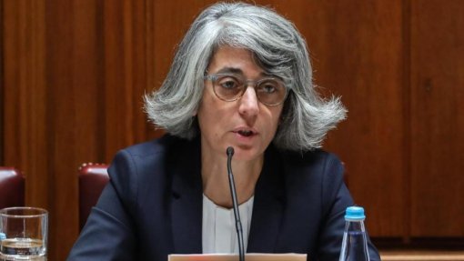 Covid-19: Ministra da Cultura defende importância da área no relançamento da economia