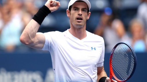 Covid-19: Tenista Andy Murray fez doação a hospital de Cambridge