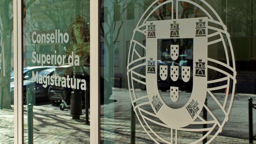 Covid-19: Dos 150 detidos só 18 foram presentes a juiz - Conselho da Magistratura