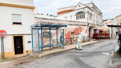 Covid-19: Albufeira é único concelho no Algarve em que vírus estará a circular na comunidade