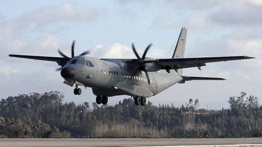 Covid-19: Força Aérea leva mais uma tonelada de material de proteção para a Madeira